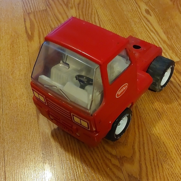 Vintage Tonka Bright Red Toy Vehicle - Picture 1 of 9
